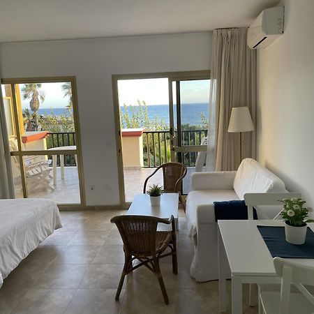 Estudio Con Insuperables Vistas Al Mar: Aparcamiento Marbella Exterior photo
