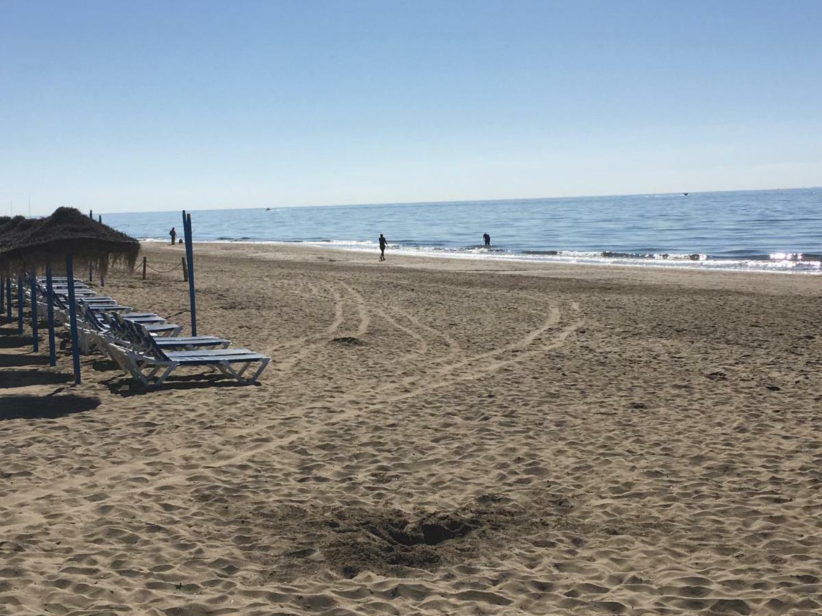 Estudio Con Insuperables Vistas Al Mar: Aparcamiento Marbella Exterior photo